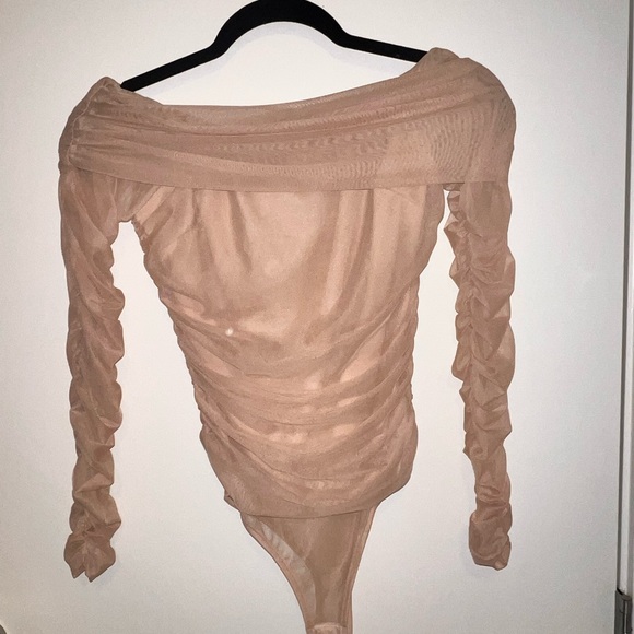 Brand new off shoulder Fashion Nova Sheer arms bodysuit - Picture 5 of 6